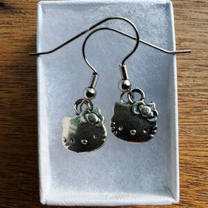 Super Cute Hello Kitty Earrings